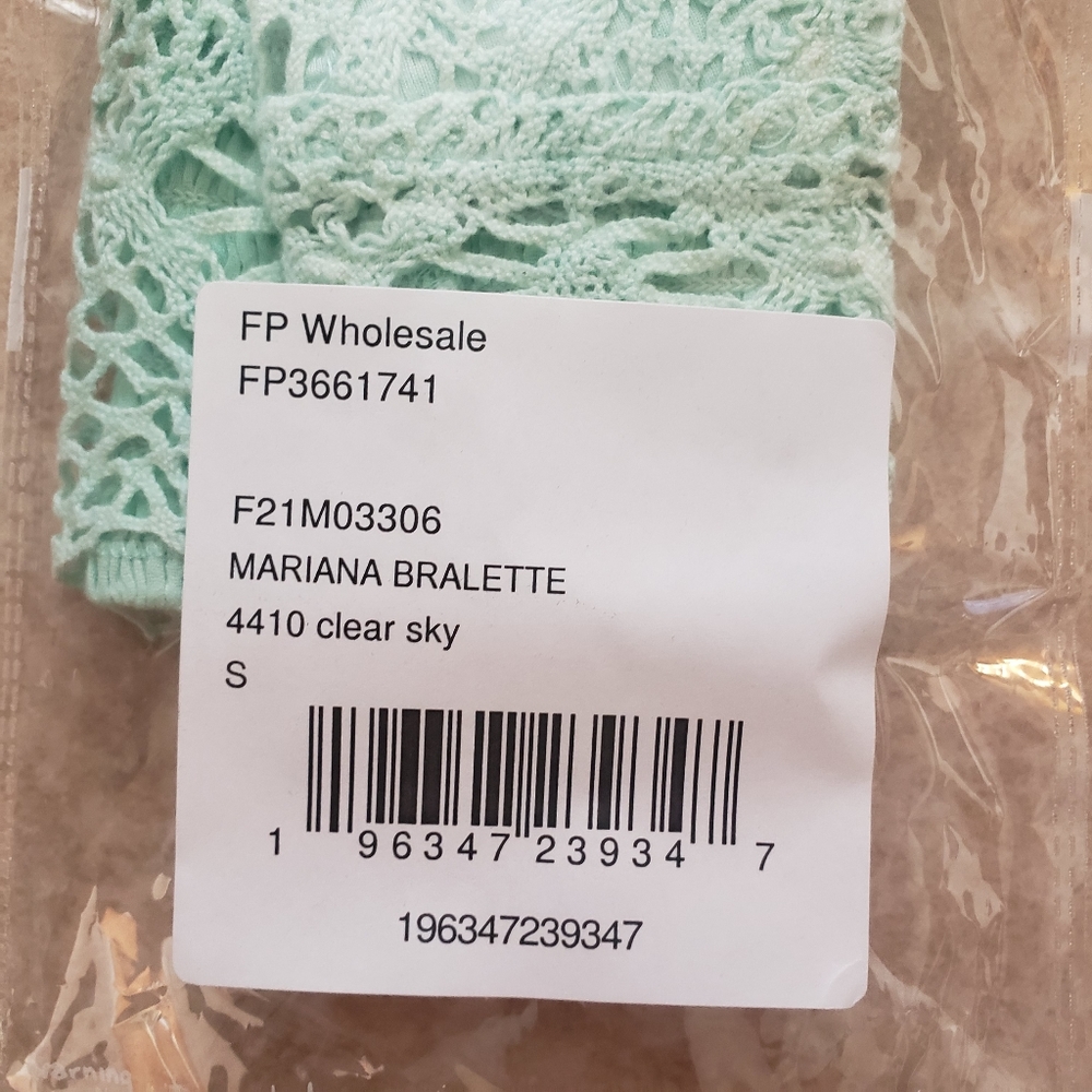 Free People Mariana bralette clear blue sky crochet lace smocked back small New - Picture 6 of 6